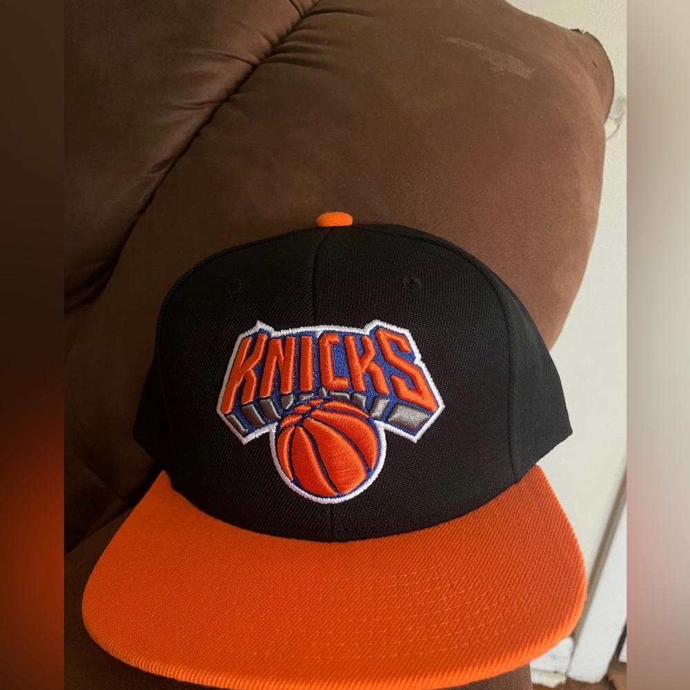 New York Knicks Mitchell & Ness NBA SnapBack hat